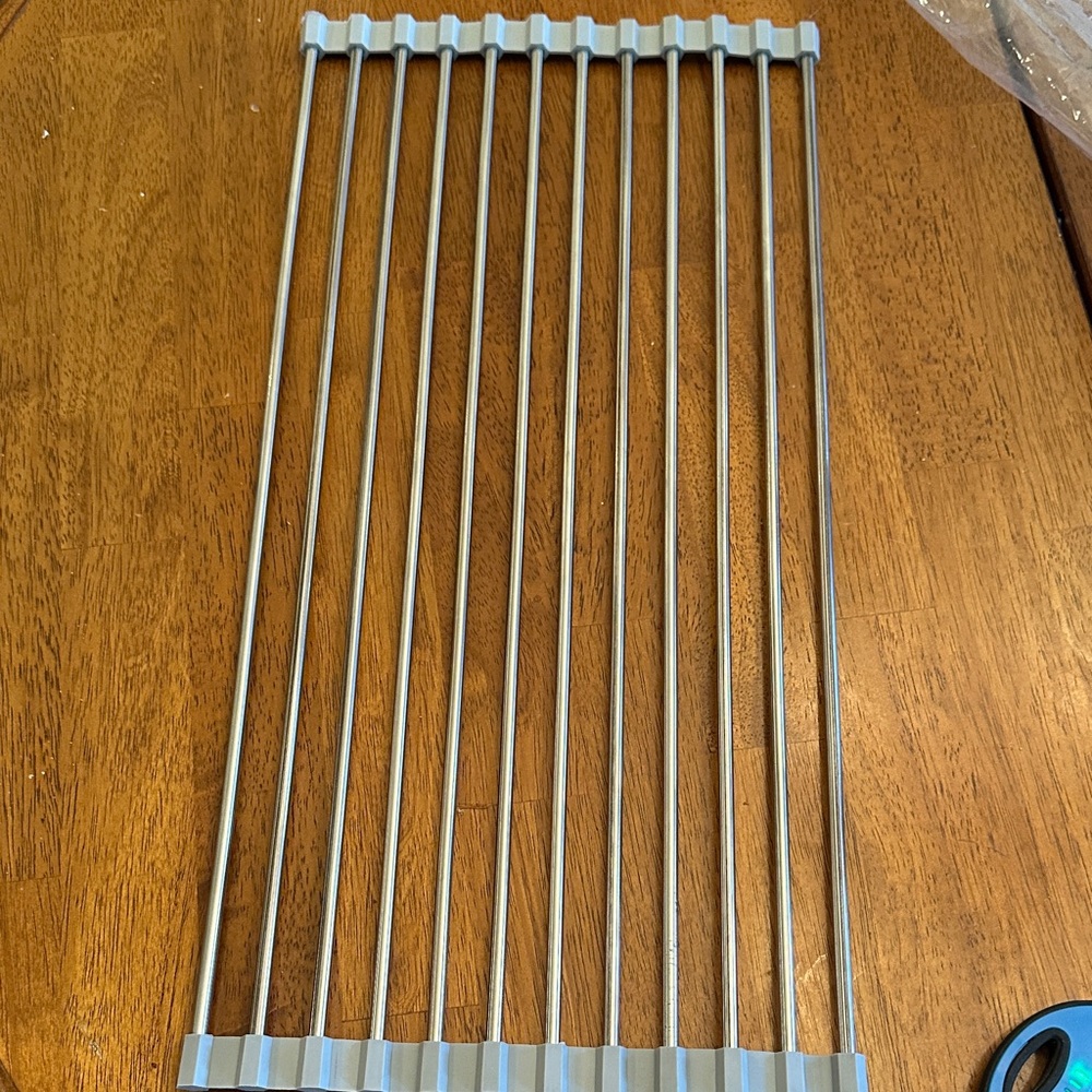 Roll-Up Dish Drying Rack – Over Sink, 9"x19" Stainless Steel & Silicone, New